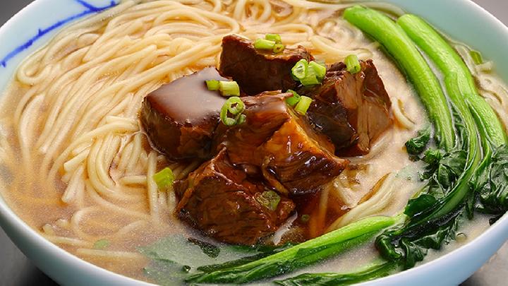 为什么人们喜欢吃甜食？需警觉甜食带来的6大损害！